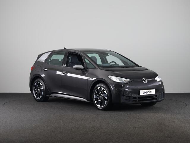 Volkswagen ID.3 First 58 kWh 204 PK | Navigatie | Parkeersensoren | Stoelverwarming | Apple car play / android auto
