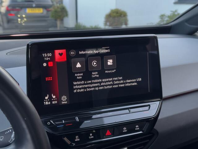 Volkswagen ID.3 First Max 58 kWh PANODAK NAVI CAMERA APPLE-CARPLAY LED LMV-20INCHE PDC