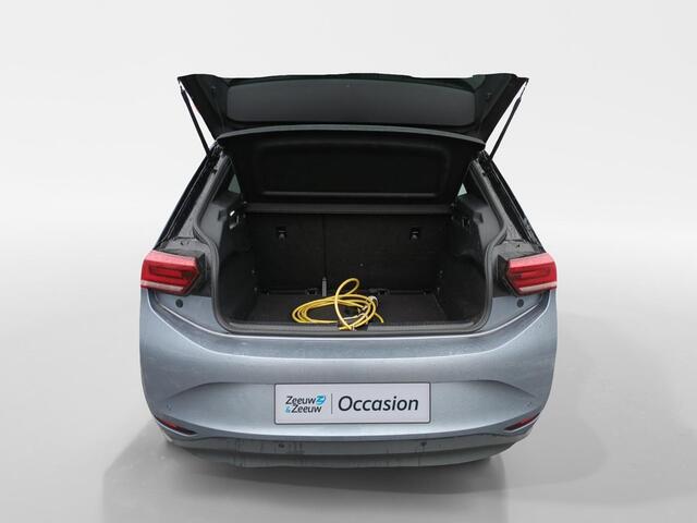 Volkswagen ID.3 Life 58 kWh | All-wheather | Navigatie | DAB | Stoelverwarming | 3 Fase | PDC v+a |