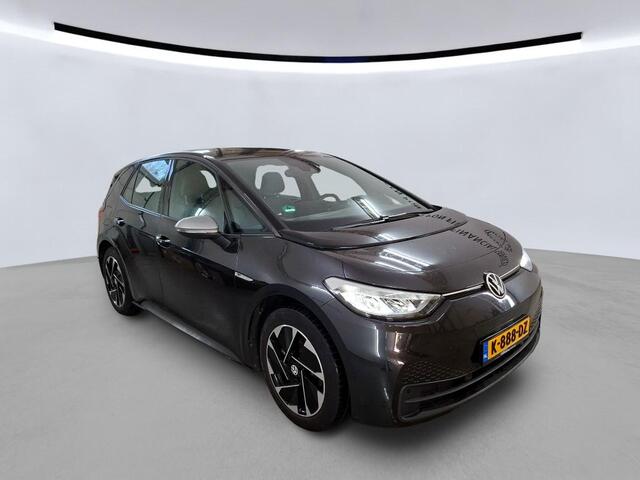 Volkswagen ID.3 First 58 kWh / PARK. SENSOREN/ LED/ NAVI/ STOELVERWARM./ ADAPT. CRUISE/ CLIMA/ 18" LMV