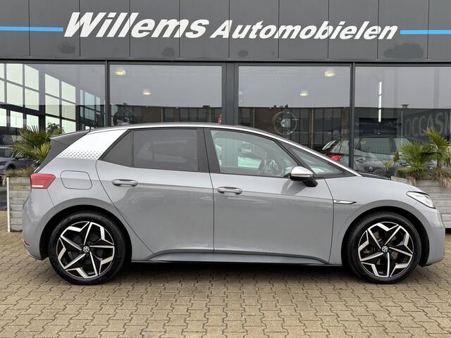 Volkswagen ID.3 First Plus 58 kWh SOH 92% Stoelverwarming, App-Connect, Camera & Adaptieve Cruise