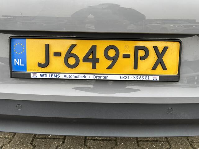 Volkswagen ID.3 First Plus 58 kWh SOH 92% Stoelverwarming, App-Connect, Camera & Adaptieve Cruise