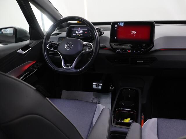 Volkswagen ID.3 First Plus 58 kWh | SOH 94% | Adaptieve Cruise Control | Stuur/Stoelverwarming | Rijassistentie-Pakket | Navigatie Discover Pro | IQ Light | Apple CarPlay/Android Auto | Camera |