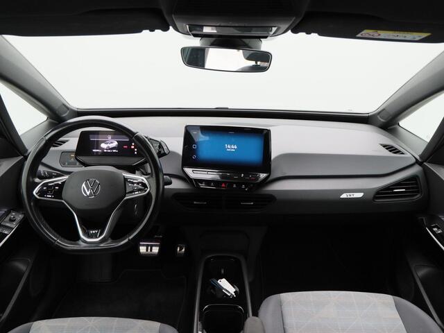 Volkswagen ID.3 First 58 kWh 204 Pk | Trekhaak Afneembaar | Adaptive Cruise | Virtual Cockpit | Stoelverwarming | LED | CarPlay | 18 Inch