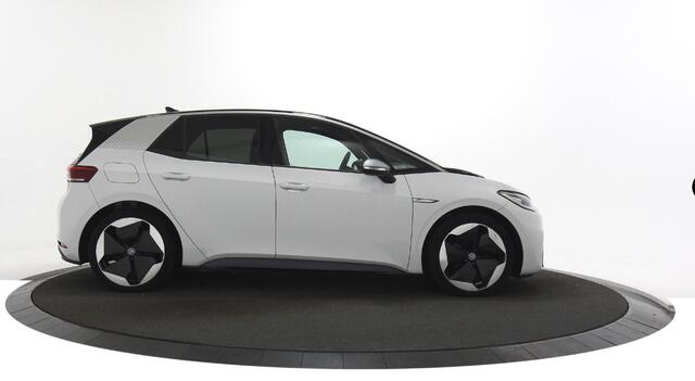 Volkswagen ID.3 First Max 58 kWh Panoramadak / SOH 91% / Camera / Navigatie