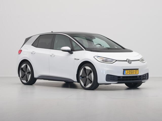 Volkswagen ID.3 First Max 58 kWh 204pk Trekhaak Panorama Navigatie Camera Stoel/Stuurverwarming