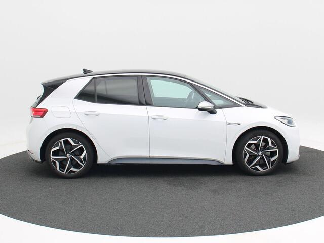 Volkswagen ID.3 First Plus 58 kWh | Adaptive Cruise | Climate Control | Stoelverwarming | Navigatie | Camera | Carplay | 19 Inch | 75.537 Km!!
