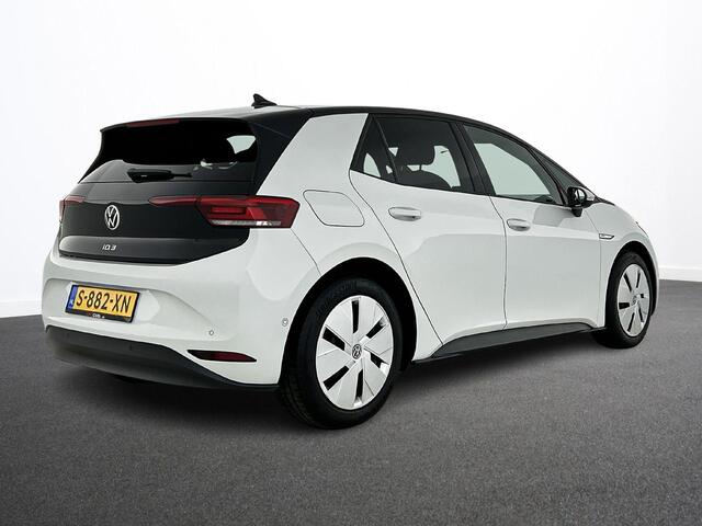 Volkswagen ID.3 Pro Edition 58 kWh Airco ECC Navi Carplay PDC VA + Camera Adaptive Cruise Control Full LED Stoel/Stuurverwarming Alcantara bekleding