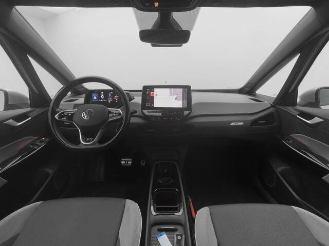 Volkswagen ID.3 First Plus 58 kWh | CAMERA | ADAPTIVE | STOEL- EN STUURVERW.