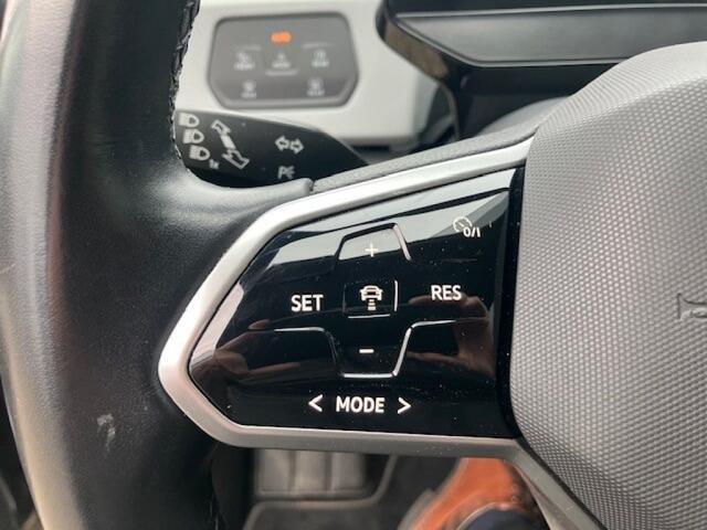 Volkswagen ID.3 First Plus 58 kWh - stoelverwarming - navi - camera - IQ light