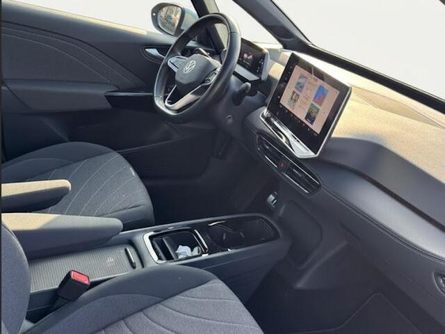 Volkswagen ID.3 Pure Oranje Edition 52 kWh 170 PK | 17% bijtelling | Navigatie | Stoelverwarming | Automatische airco | Onderhoud tot 10-1-2032