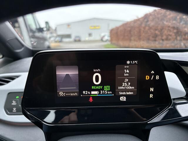 Volkswagen ID.3 First Plus 58 kWh / NAVI / INCL BTW / 142dkm! NAP!