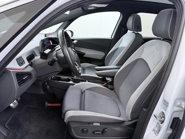 Volkswagen ID.3 First MAX 62kWh SOH 90% Panoramadak Ergo Active Stoelen Navi Pro Ecc Adap.Cruise Heads-Up Display Camera Pdc Lmv 20" Apple Carplay Android Auto Origineel Nederlandse Auto Zeer luxe uitvoering