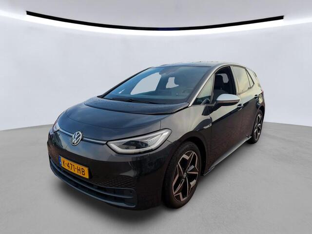 Volkswagen ID.3 First Plus 58 kWh Navigatie / Stoelverwarming / Clima / App-connect / Achteruitrijcamera + Parkeersensoren