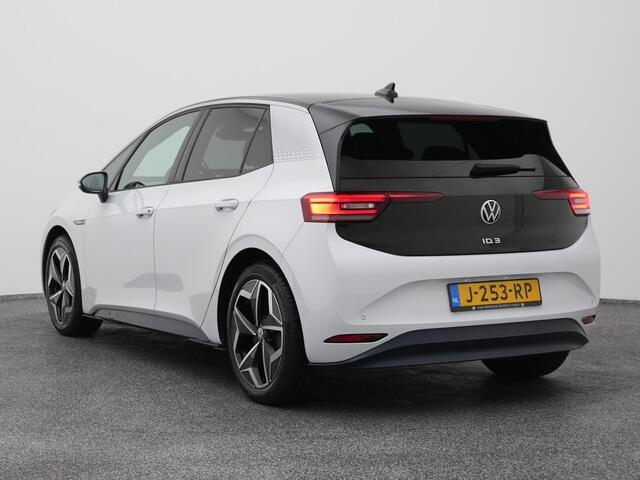 Volkswagen ID.3 First Plus 58 kWh | CAMERA | ADAPTIVE | STOEL- EN STUURVERW.