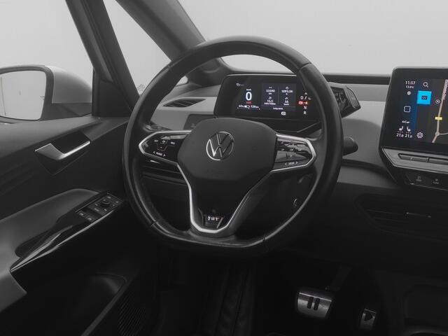 Volkswagen ID.3 First Plus 58 kWh | CAMERA | ADAPTIVE | STOEL- EN STUURVERW.