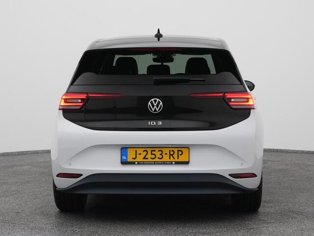 Volkswagen ID.3 First Plus 58 kWh | CAMERA | ADAPTIVE | STOEL- EN STUURVERW.