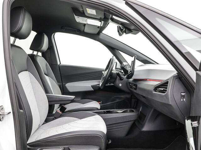 Volkswagen ID.3 204pk Pro Edition 58 kWh · Camera · Apple/Android Car Play · Navigatie · Stoel-& Stuurverwarming · 18'' Inch ·