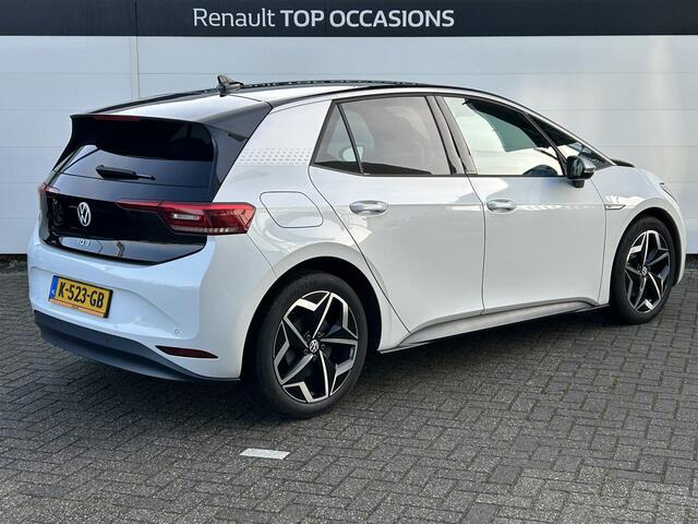 Volkswagen ID.3 First Plus 58 kWh | SoH 93% | Dealer Onderhouden | Winter Pack | Navi+Camera