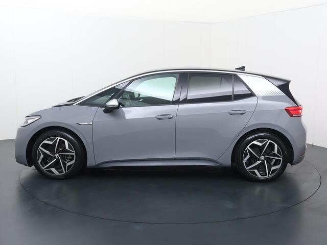 Volkswagen ID.3 First Plus 58 kWh | 204 PK | SoH 87% | Navigatiesysteem | Matrix LED koplampen | Keyless | 19" LM velgen |