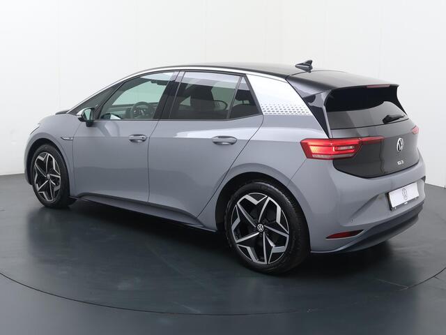 Volkswagen ID.3 First Plus 58 kWh | 204 PK | SoH 87% | Navigatiesysteem | Matrix LED koplampen | Keyless | 19" LM velgen |