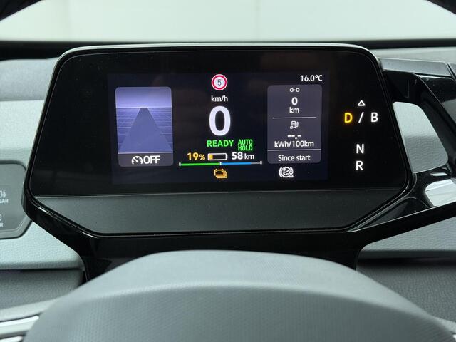 Volkswagen ID.3 First Plus 58 kWh | 204 PK | SoH 87% | Navigatiesysteem | Matrix LED koplampen | Keyless | 19" LM velgen |