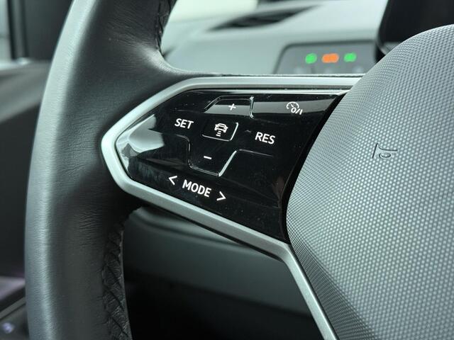 Volkswagen ID.3 First Plus 58 kWh | 204 PK | SoH 87% | Navigatiesysteem | Matrix LED koplampen | Keyless | 19" LM velgen |