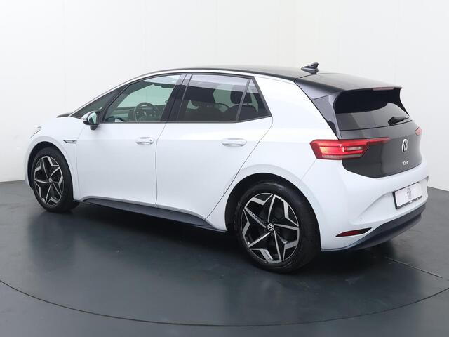 Volkswagen ID.3 First Plus 58 kWh | 204 PK | Adaptive cruise control | Navigatiesysteem | Matrix LED koplampen | Parkeersensoren |