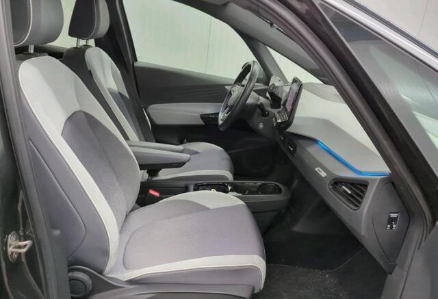 Volkswagen ID.3 First Plus 150KW / 58 kWh / Pdc+Camera / Navigatie / Xenon / Aico-ecc./ Radio multimedia /