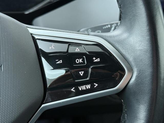 Volkswagen ID.3 First Plus 58 kWh | 204 PK | SoH 91% | Adpative cruise control | Lane assist | Voorstoelen verwarmd | 19" LM velgen |