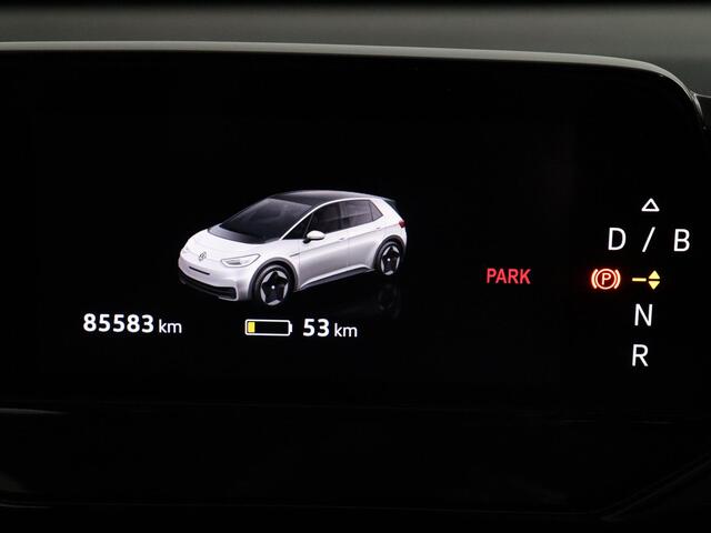 Volkswagen ID.3 First Plus 58 kWh | SoH 95,3% | ACC | Navigatie | Camera | IQ Light!