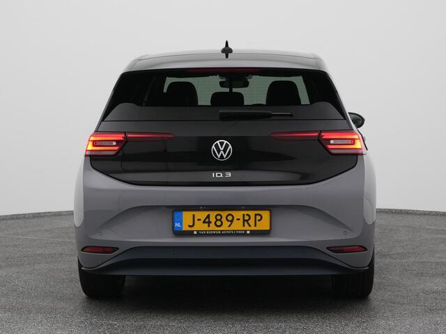 Volkswagen ID.3 First Plus 58 kWh | CAMERA | ADAPTIVE | STOEL- EN STUURVERW.