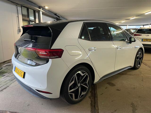 Volkswagen ID.3 First Plus 58 kWh | elektrische spiegels | LED koplampen | parkeersensoren