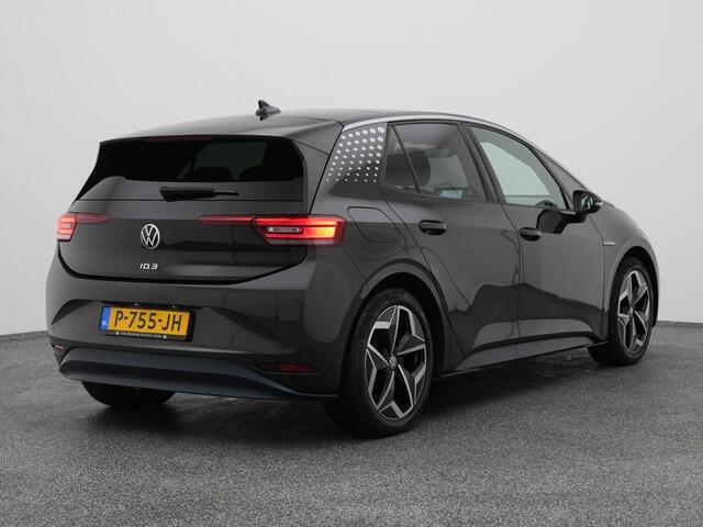 Volkswagen ID.3 First Plus 58 kWh | PANO | CAMERA | ADAPTIVE | STOEL- EN STUURVERW.