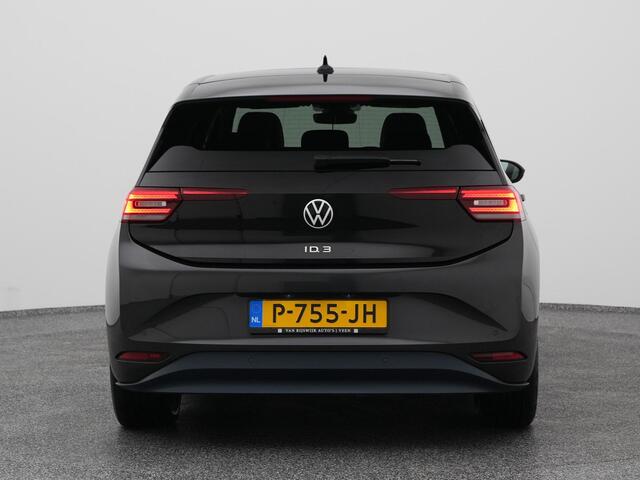 Volkswagen ID.3 First Plus 58 kWh | PANO | CAMERA | ADAPTIVE | STOEL- EN STUURVERW.