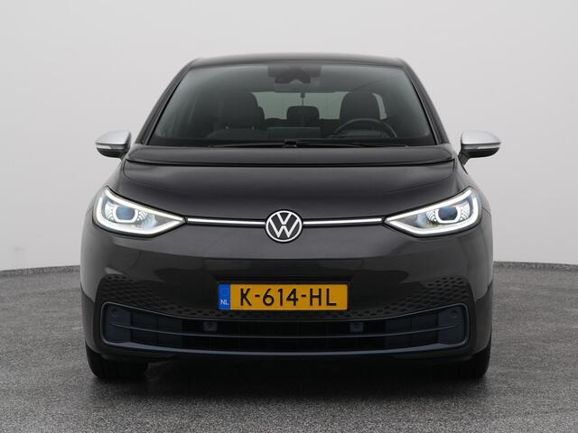 Volkswagen ID.3 First Plus 58 kWh | CAMERA | ADAPTIVE | STOEL- EN STUURVERW.