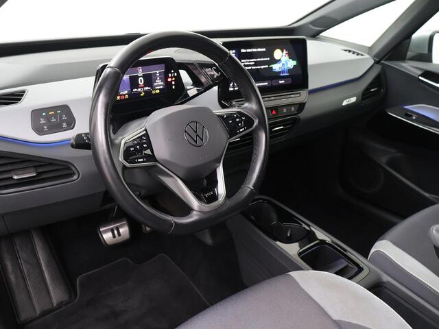 Volkswagen ID.3 First Plus 58 kWh | 204 PK | SoH 87% | Trekhaak | Achteruitrijcamera | Navigatiesysteem | Adaptive cruise control |