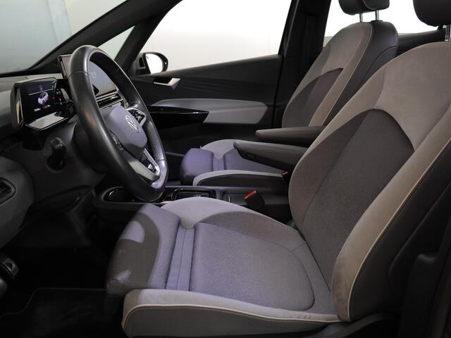 Volkswagen ID.3 First Max 58 kWh 204 pk | Navigatie | Panoramadak | Parkeersensoren | Achteruitrijcamera | Stoelverwarming |