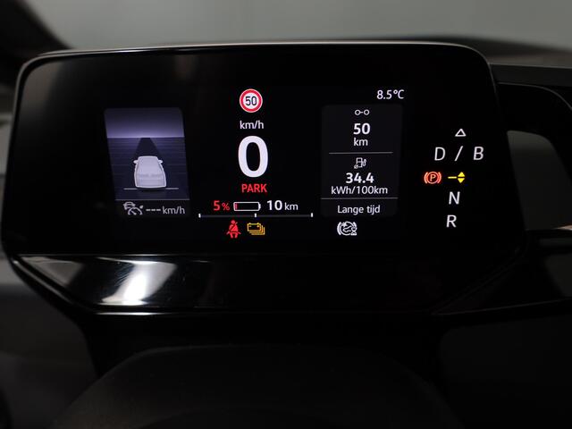 Volkswagen ID.3 First Max 58 kWh 204 pk | Navigatie | Panoramadak | Parkeersensoren | Achteruitrijcamera | Stoelverwarming |