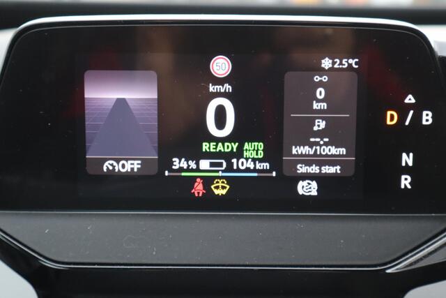 Volkswagen ID.3 Business 58 kWh Auto moet nog gereinigd worden.
