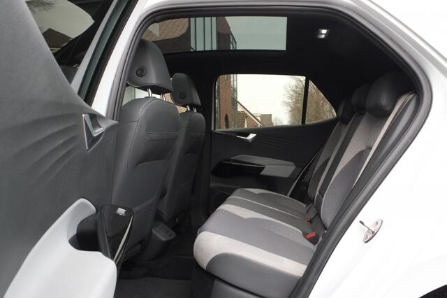 Volkswagen ID.3 Pro 58 kWh, Panoramadak, Head-up, Achteruitrijcamera