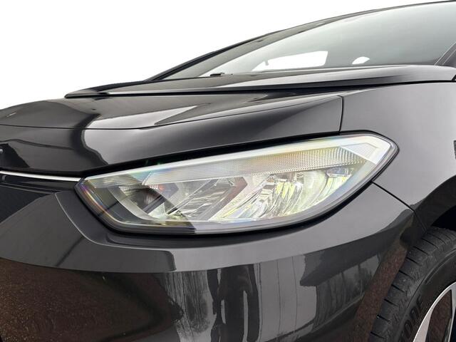 Volkswagen ID.3 First 204 PK 58 kWh ? Trekhaak ? Stuurverwarming ? 18 inch