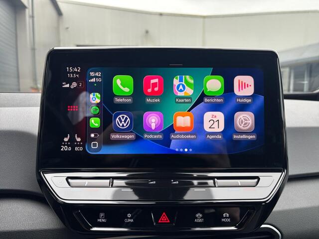 Volkswagen ID.3 First 204 PK 58 kWh ? Trekhaak ? Stuurverwarming ? 18 inch