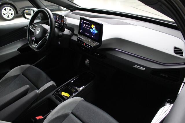 Volkswagen ID.3 First Max 58 kWh Panoramadak | Camera | El. stoelverstelling + massage | IQ-Light
