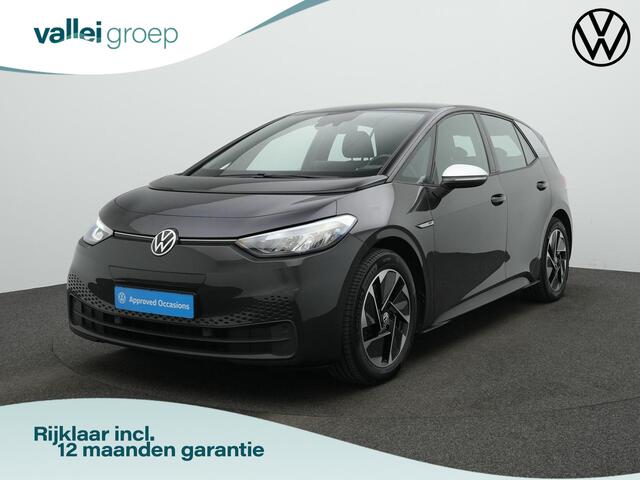Volkswagen ID.3 First 58 kWh 204 pk | Stuur-/stoelverwarming | Navigatie | Adaptive Cruise | Parkeersensoren voor/achter