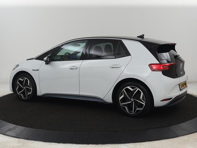 Volkswagen ID.3 First Plus 58 kWh | SOH 90% | Stoel & stuurverwarming | Camera | Adaptive cruise | Sfeerverlichting | Carplay | Navigatie | Keyless | Matrix LED