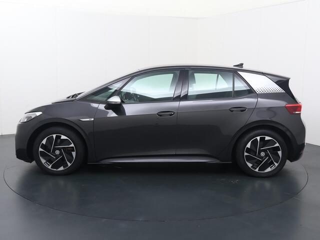Volkswagen ID.3 First 58 kWh | 204 PK | SoH 89% | Navigatiesysteem | Adaptive cruise control | Voorstoelen verwarmd | Apple Carplay/Android Auto |