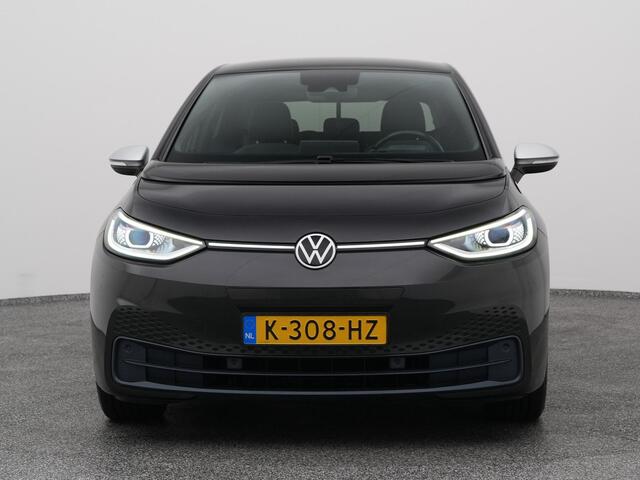 Volkswagen ID.3 First Plus 58 kWh | CAMERA | ADAPTIVE | STOEL- EN STUURVERW.
