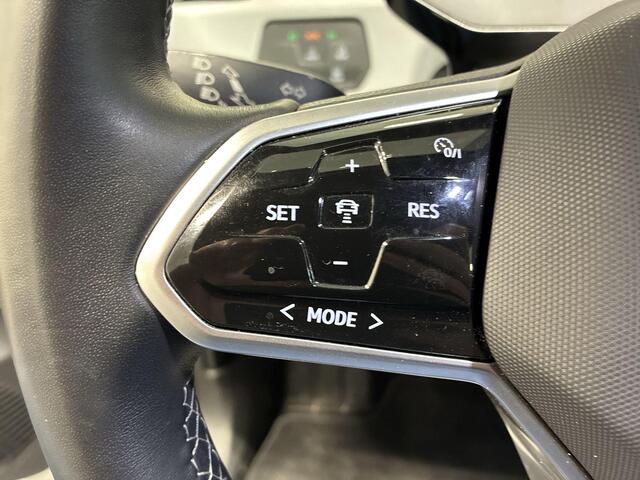 Volkswagen ID.3 58 kWh 204pk · Camera · Apple/Android Car Play · Navigatie · Keyless · P-Sensoren · 18'' Inch ·