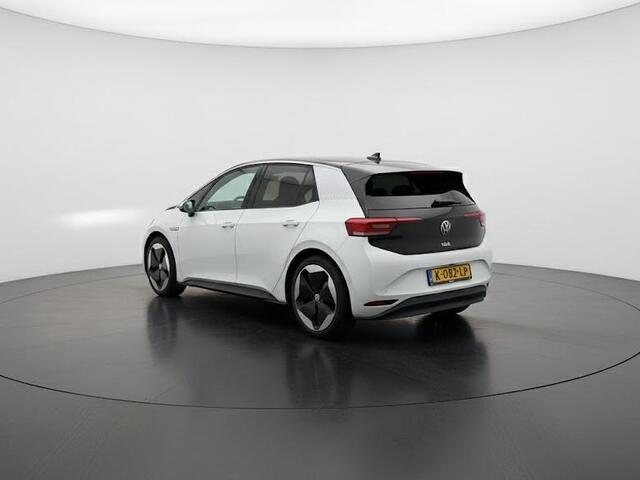 Volkswagen ID.3 First Max 58 kWh 92% SOH | Head Up display | Massagestoel | Panoramadak | Navigatie | Clima